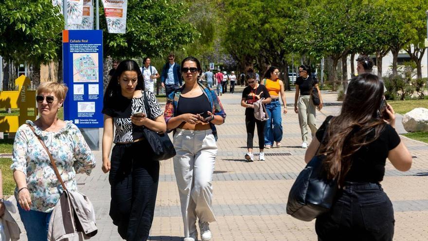 Las universidades de la Comunidad Valenciana realizan el periodo de admisión del 17 de junio al 5 de julio