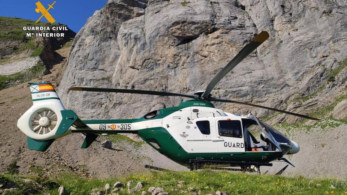 Imagen de un rescate de la Guardia Civil en la montaña