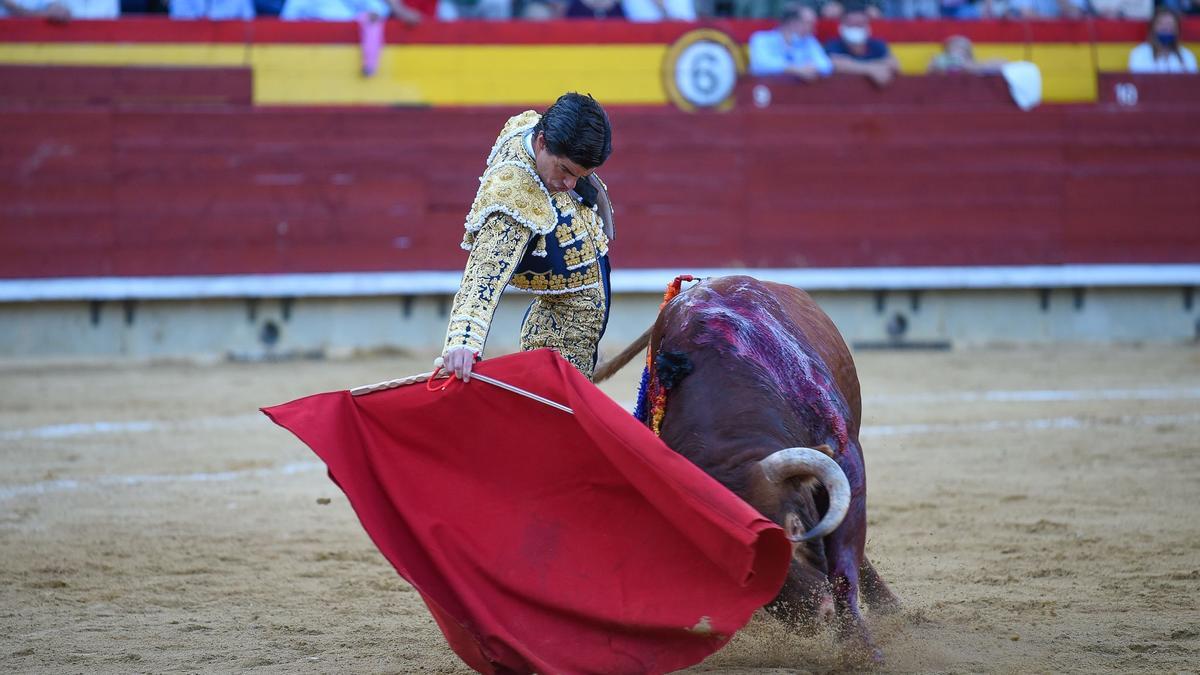 Pablo Aguado era esperado con expectación, pero no tuvo el debut que pretendía en Castellón.