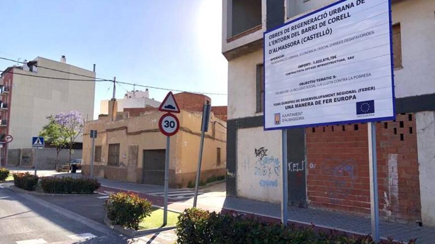 Almassora ejecuta de urgencia obras en Corell... dos meses después de la millonaria reforma del barrio