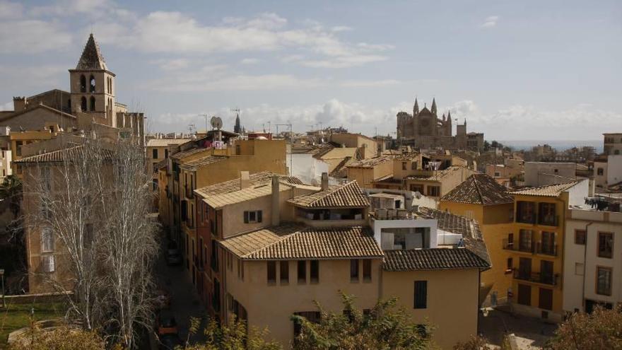 Un tercio de las compras de viviendas de las islas se concentra en Palma.