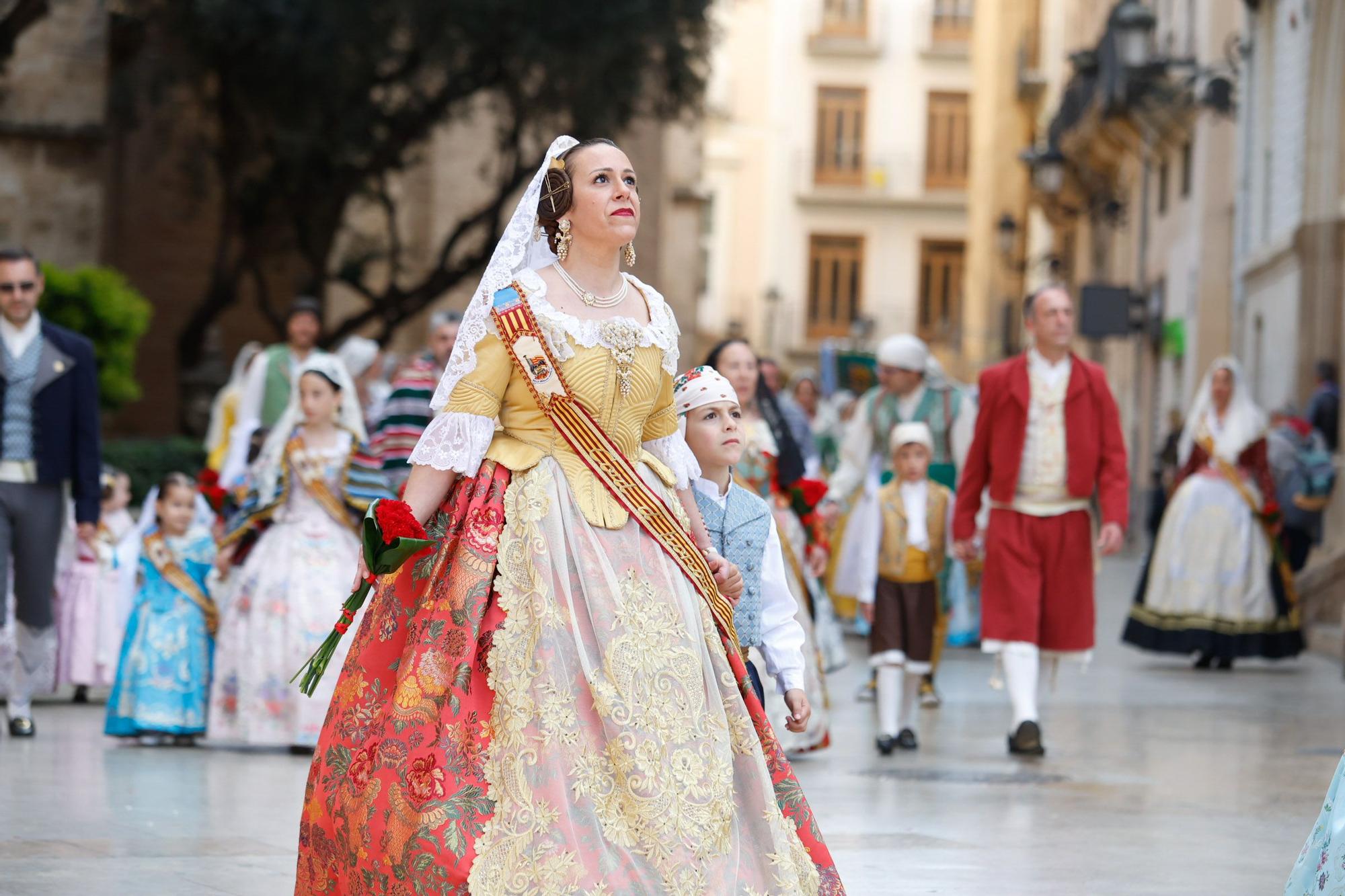 Búscate en el primer día de la Ofrenda en la calle San Vicente entre las 17:00 y las 18:00