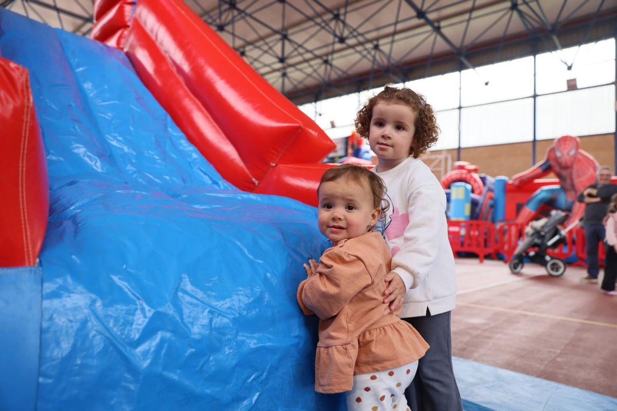 Parque de Europa de Las Vegas. Hinchables de Pequelandia