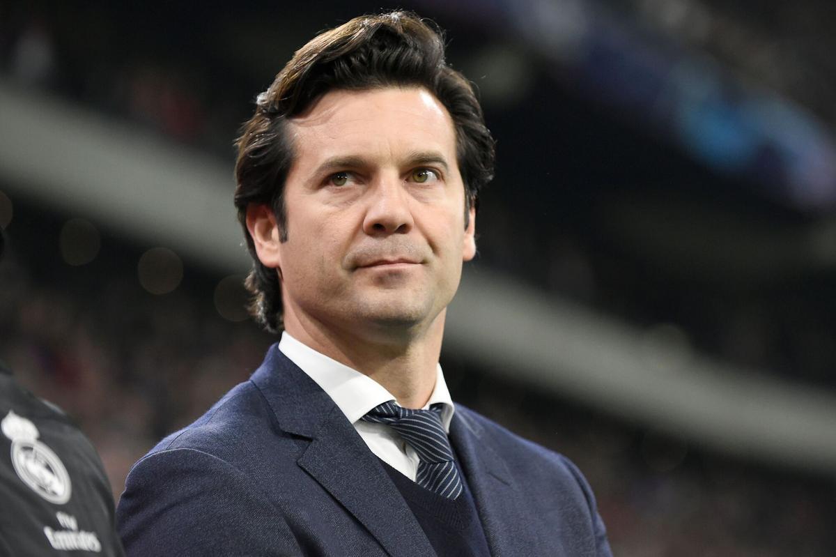 (FILES) In this file photo taken on February 13, 2019 Real Madrid's Argentinian coach Santiago Solari looks on during the UEFA Champions league round of 16 first leg football match between Ajax Amsterdam and Real Madrid at the Johan Cruijff Arena. - Argentine Santiago Solari has signed as coach of Mexican football team America, the club announced on December 29, 2020. (Photo by JOHN THYS / AFP). HORIZONTAL