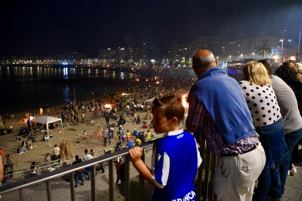 San Juan A Coruña 2019 | Las hogueras queman los malos augurios en la noche más corta del año