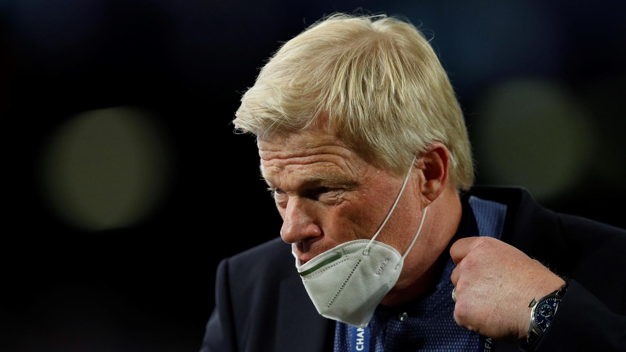 Oliver Kahn, momentos antes del partido frente al FC Barcelona en Champions | EFE