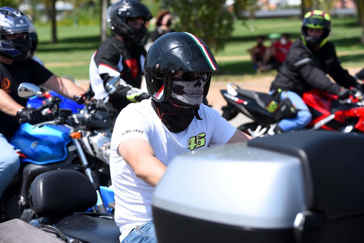 Concentración de motos para protestar por los peajes a las autovías