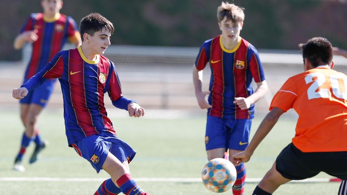 Guillem Víctor se consolidó como lateral derecho en el Infantil A