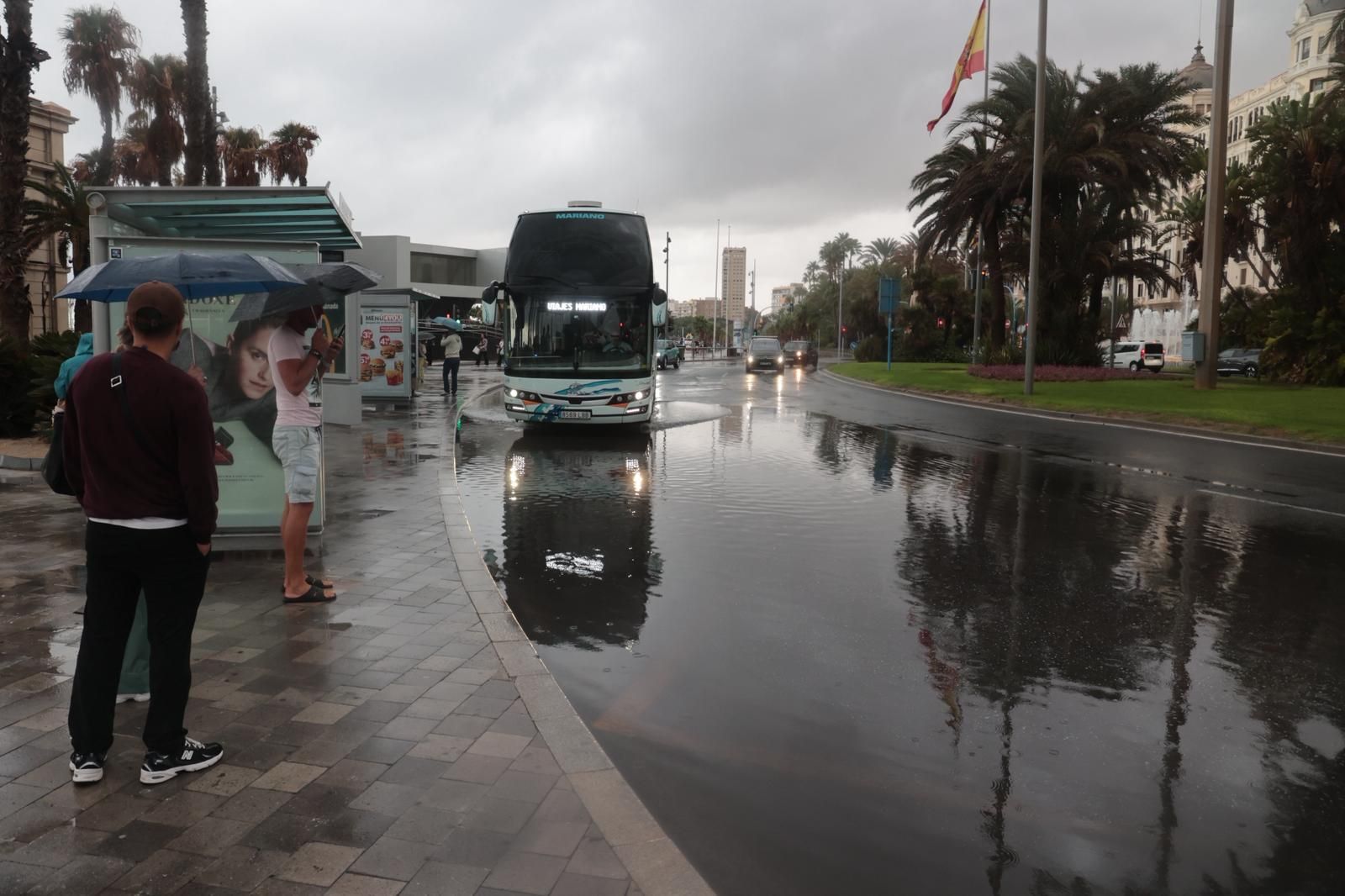 La dana Alice llega a la ciudad de Alicante