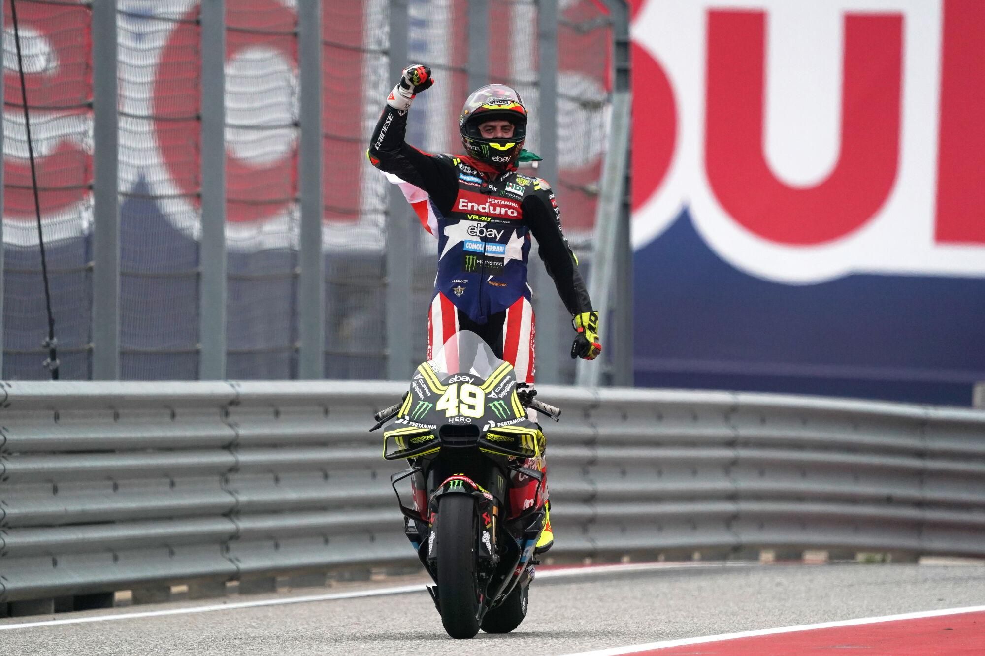 AUSTIN (United States), 30/03/2025.- Fabio Di Giannantonio of Italy, Pertamina Enduro VR46 Racing Team, celebrates placing third in the MotoGP Race of the Motorcycling Grand Prix of the Americas in Austin, Texas, USA, 30 March 2025. (Motociclismo, Italia) EFE/EPA/DUSTIN SAFRANEK