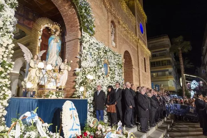 Ofrenda de Flores a la imagen de la Purísima de las fiestas patronales de Torrevieja 2025