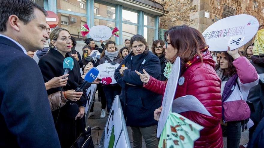 La Coordinadora Extremeña de ONGD protesta contra los &quot;recortes&quot; a la cooperación