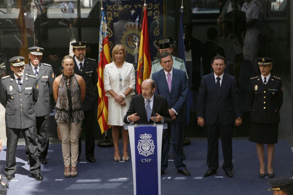 Como ministro del Interior, en 2009 inauguró la nueva Comisaría Provincial en Alicante