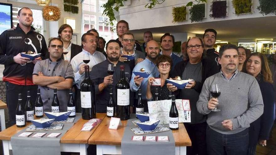 Momento de la presentación del XI Campeonato de pinchos de Gijón, ayer, en Los Patios.