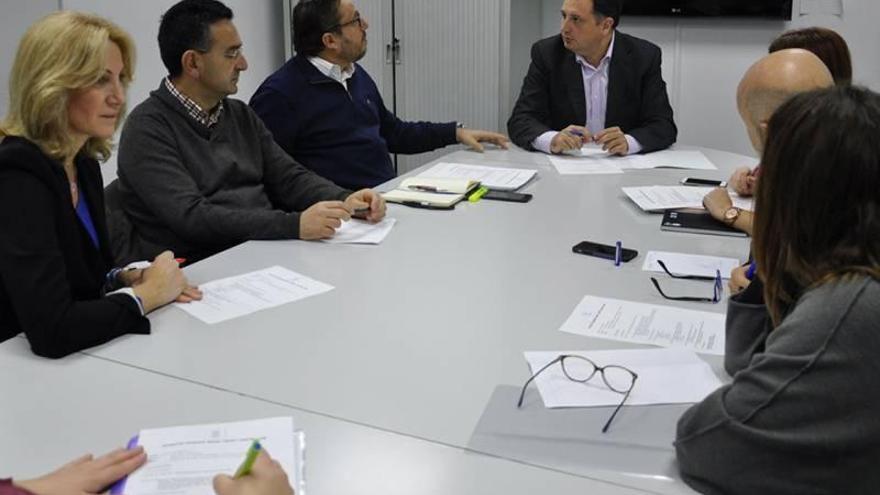 La Diputación difunde las ayudas para emprendedores