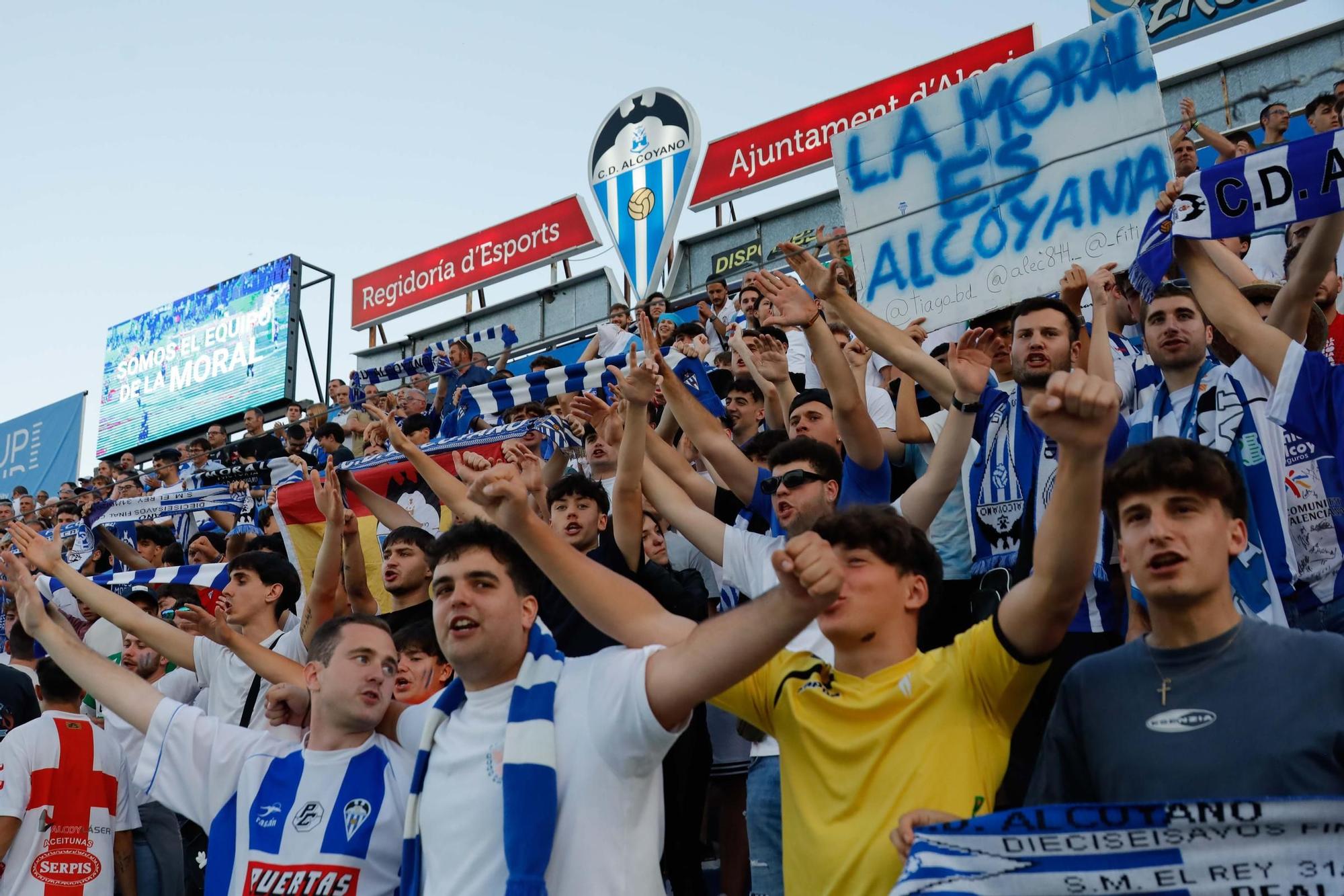 El CD Alcoyano se despide con una victoria en el Collao