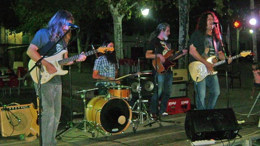 Concierto de &#039;blues&#039; en la plaza de Maria