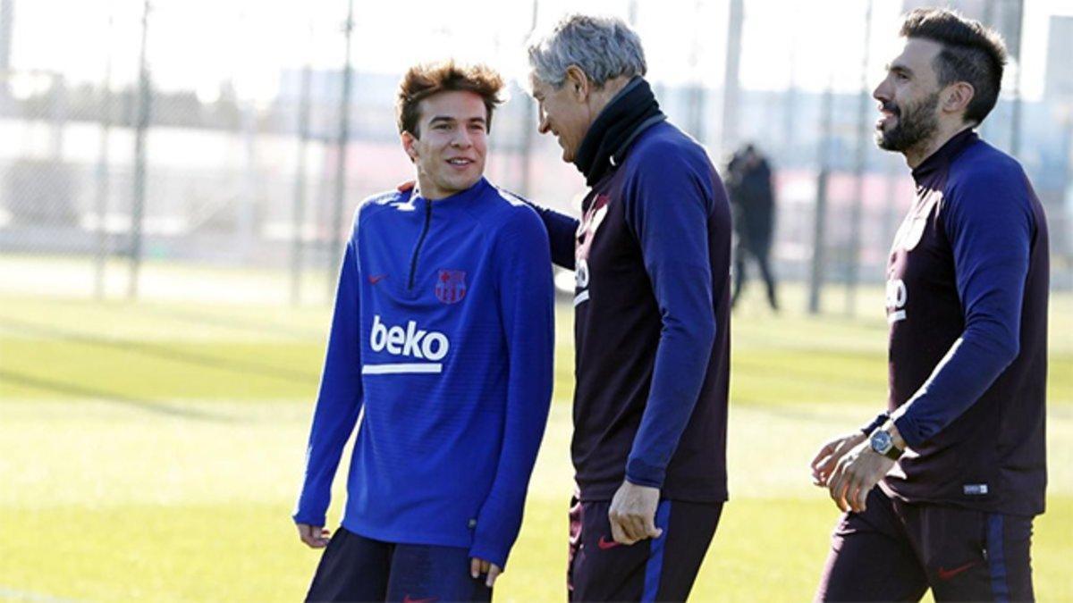 Quique Setién se estrena dirigiendo su primer entrenamiento (ES)