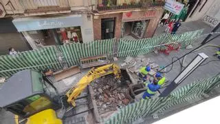 Otro socavón mantendrá la calle Menacho de Badajoz en obras durante dos semanas