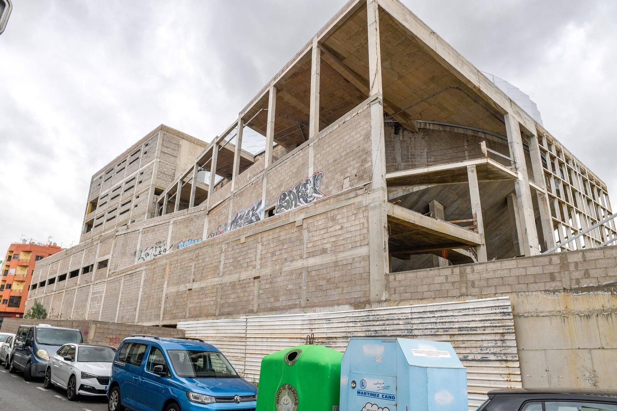 Abandono del Palacio de la Cultura de Telde