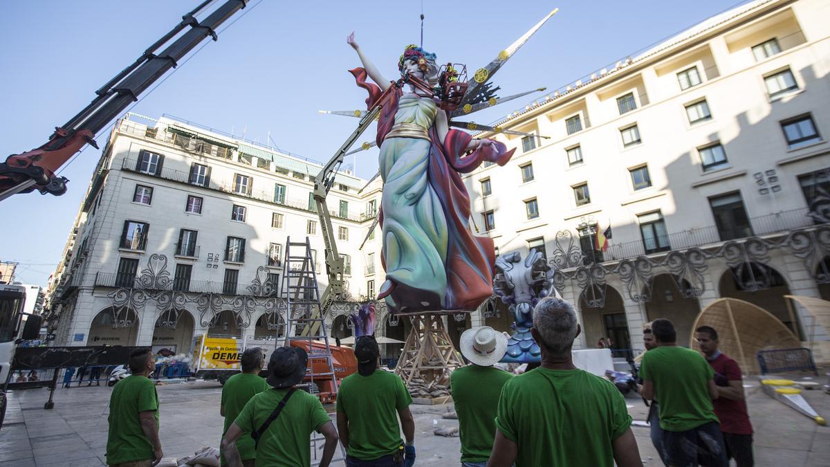 Aplazamiento de las Hogueras de San Juan, fiestas oficiales de la ciudad de Alicante