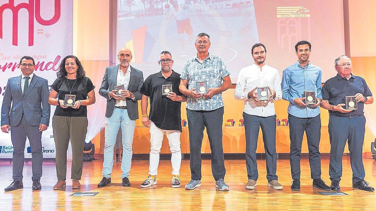 Durante la gala se reconoció a los mejores atletas, clubes, entrenadores e instituciones de la Región. |