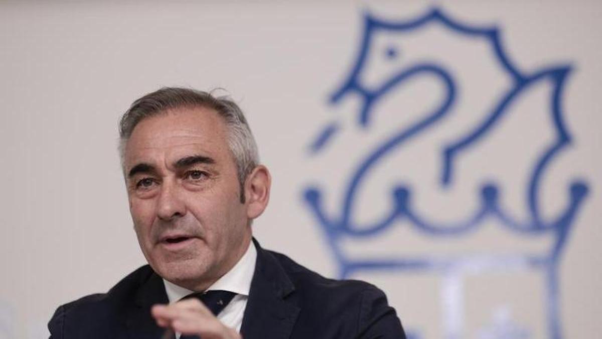 El portavoz del Consell, Miguel Barrachina, durante una rueda de prensa ofrecida este viernes para informar de los asuntos tratados en el Pleno del Consell, imagen de archivo.