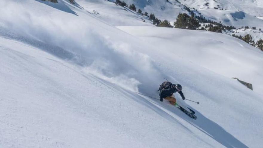 Persona esquiat a Baqueira