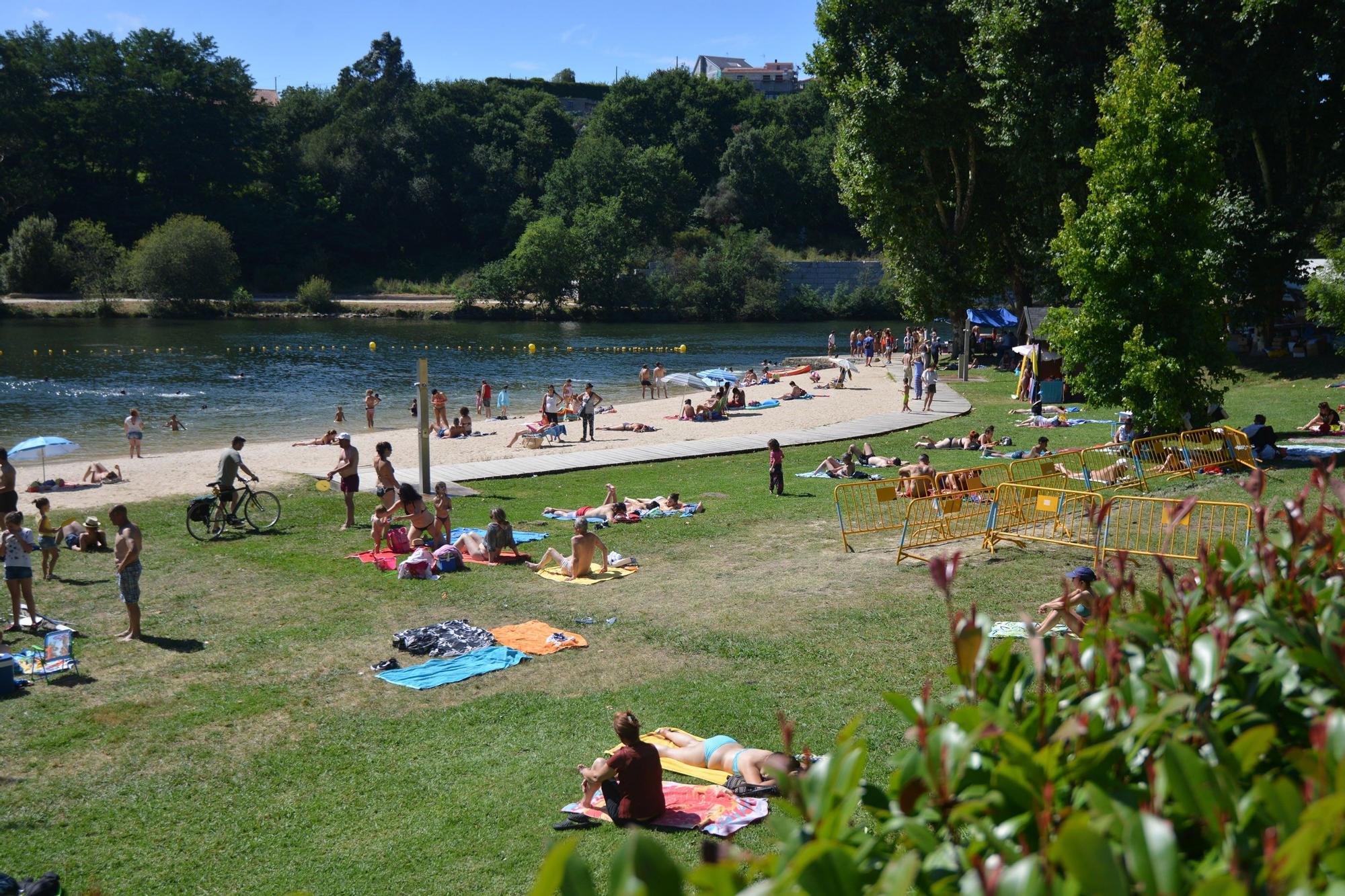 Playa fluvial de Monte Porreiro en el río Lérez (Pontevedra).