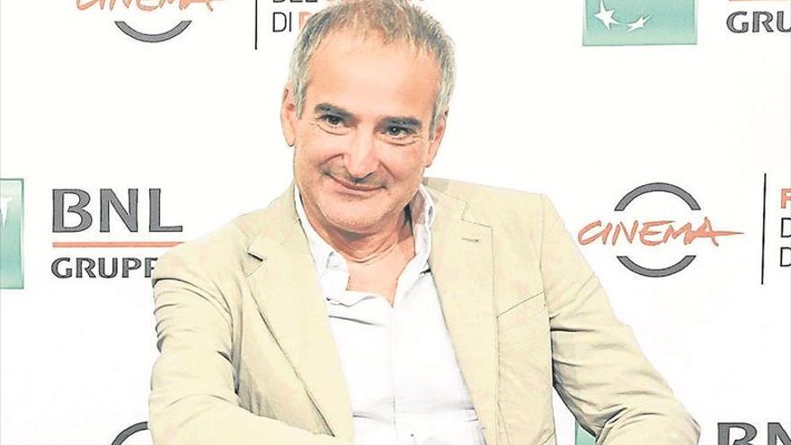 Olivier Assayas: &quot;Rodar &#039;La red Avispa&#039; ha sido como ir a la guerra&quot;