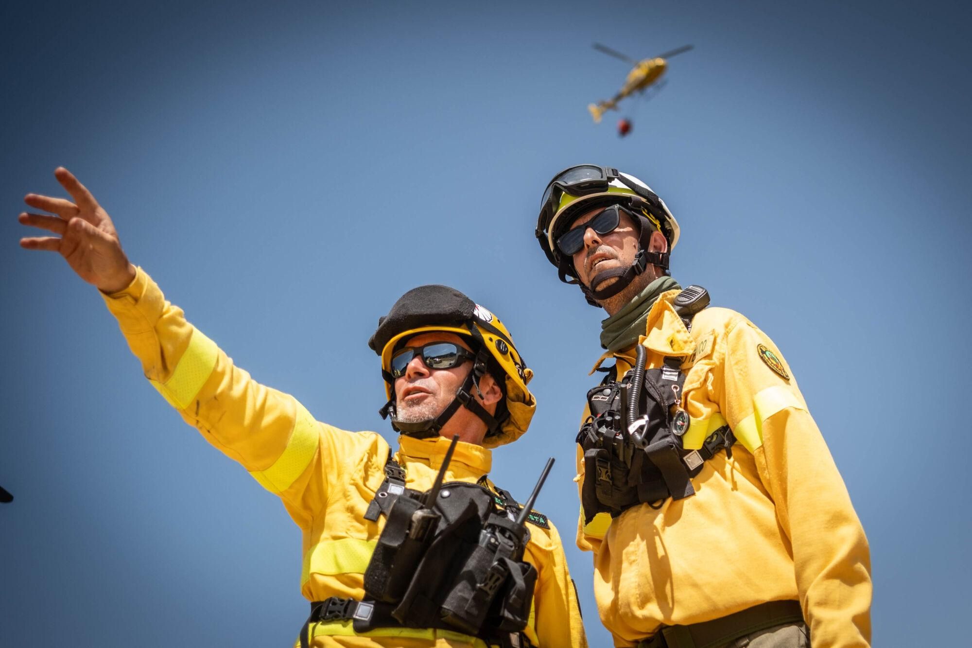 Control del incendio en Tenerife
