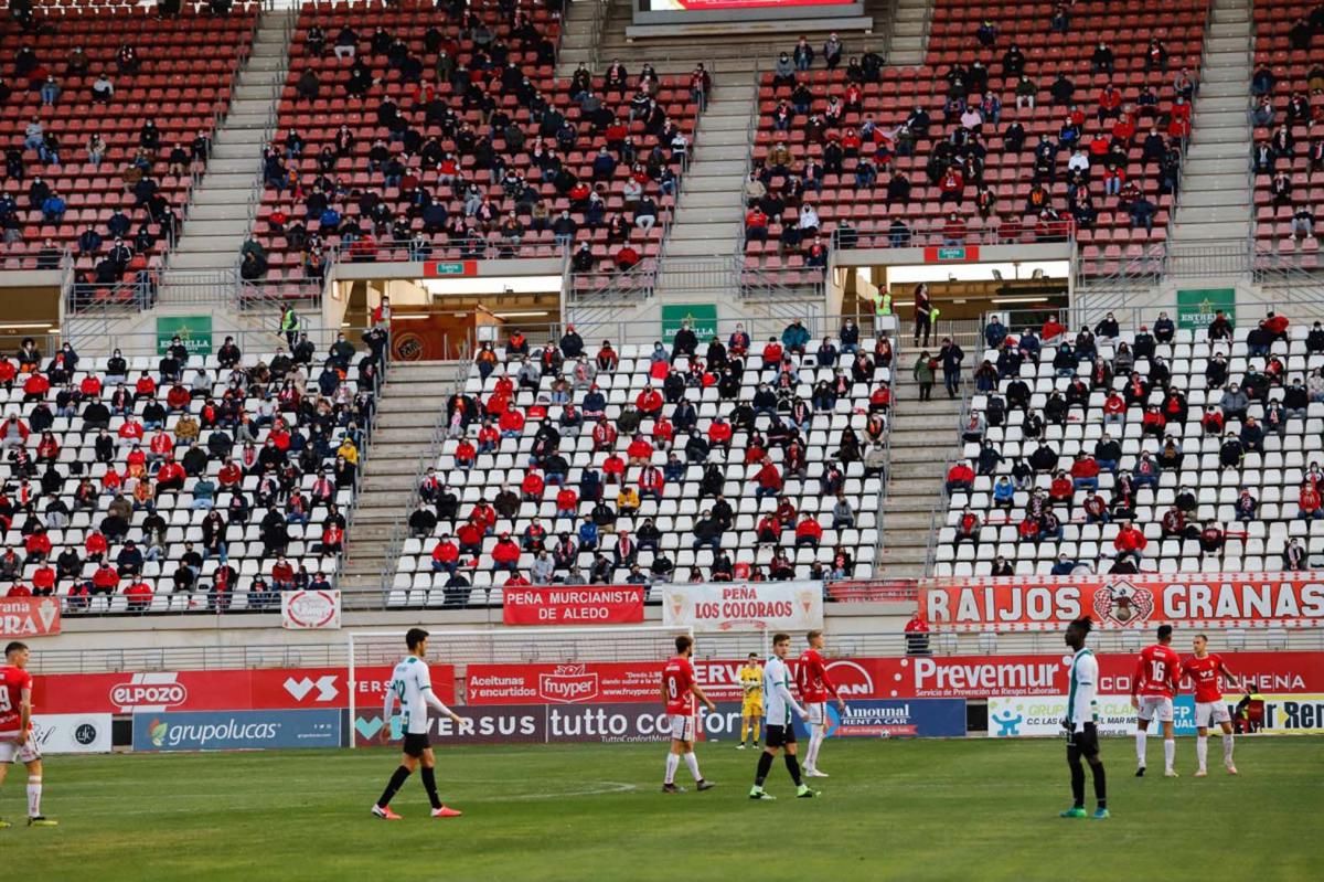 El Córdoba CF de Alfaro se impone al Real Murcia