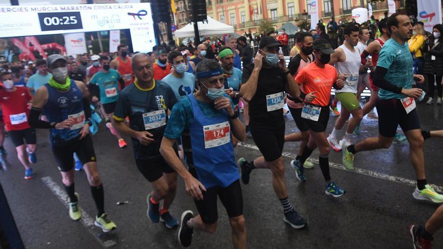 Así fue la salida de la maratón y la media maratón de Murcia (II)