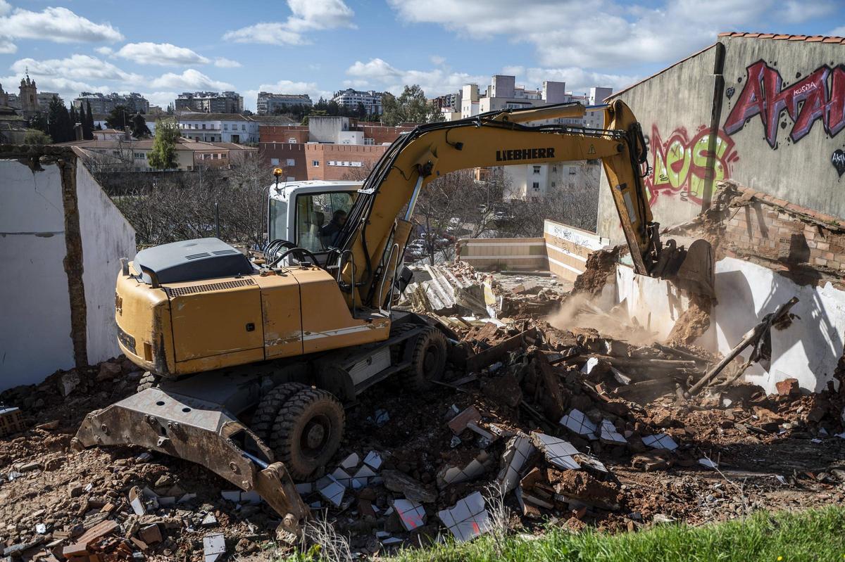 Galería | Siguen los derrumbes en el Alto de Fuente Fría de Cáceres