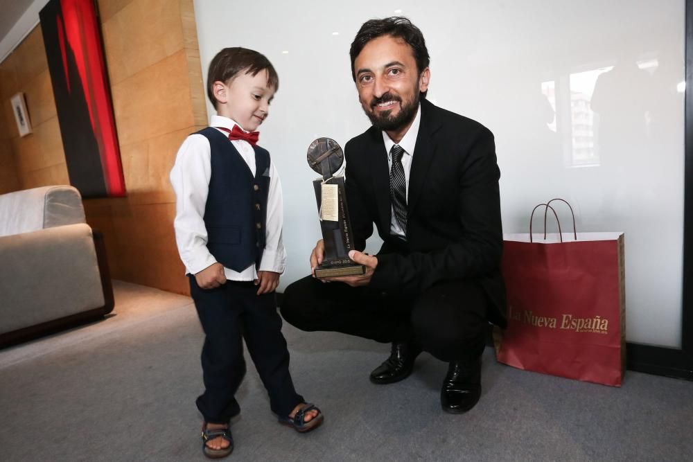 Entrega del "Asturiano del mes" a Pablo Rodríguez