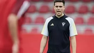 Alessio Lisci: "El fútbol no ha sido justo con el Mirandés esta temporada"