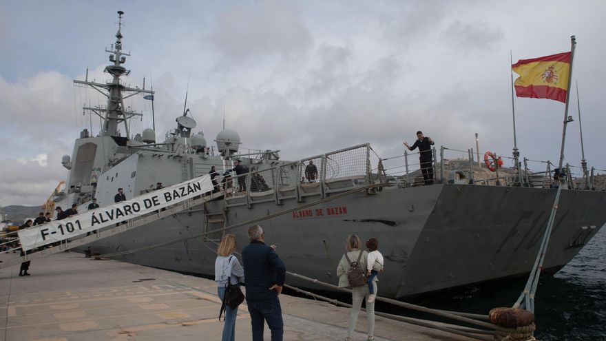 La Armada abre en Cartagena las puertas del ‘Álvaro de Bazán’ tras una operación de la  OTAN