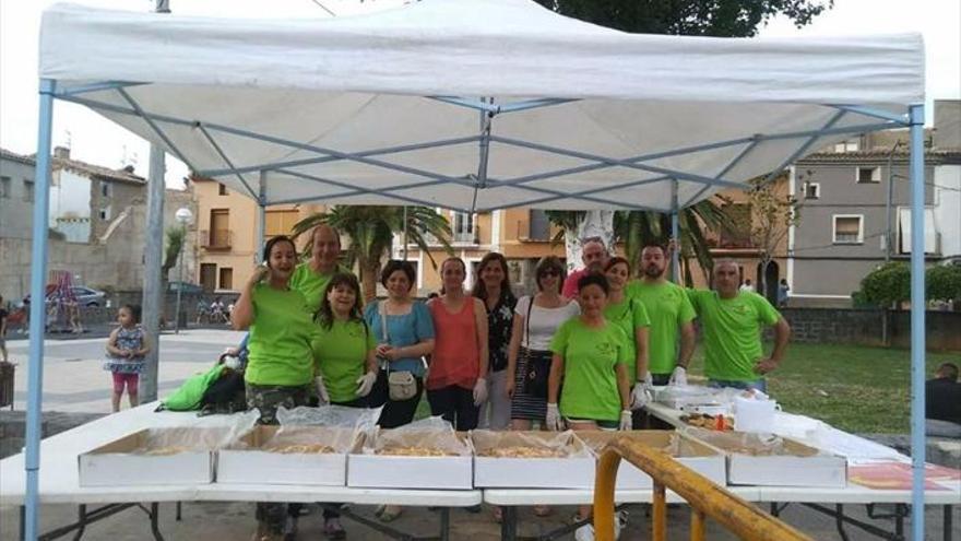 Bailes y rituales toman protagonismo durante la hoguera de San Juan