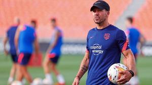 Simeone durante un entrenamiento