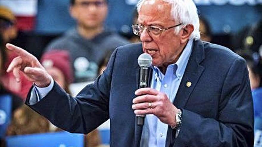 Bernie Sanders, eufòric durant un acte electoral a San Antonio