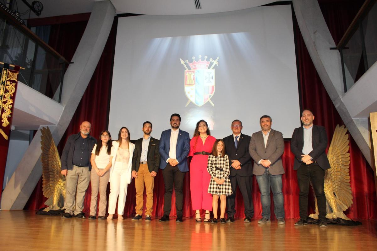 Un momento del acto de presentación de cargos del bando Cristiano en Crevillent