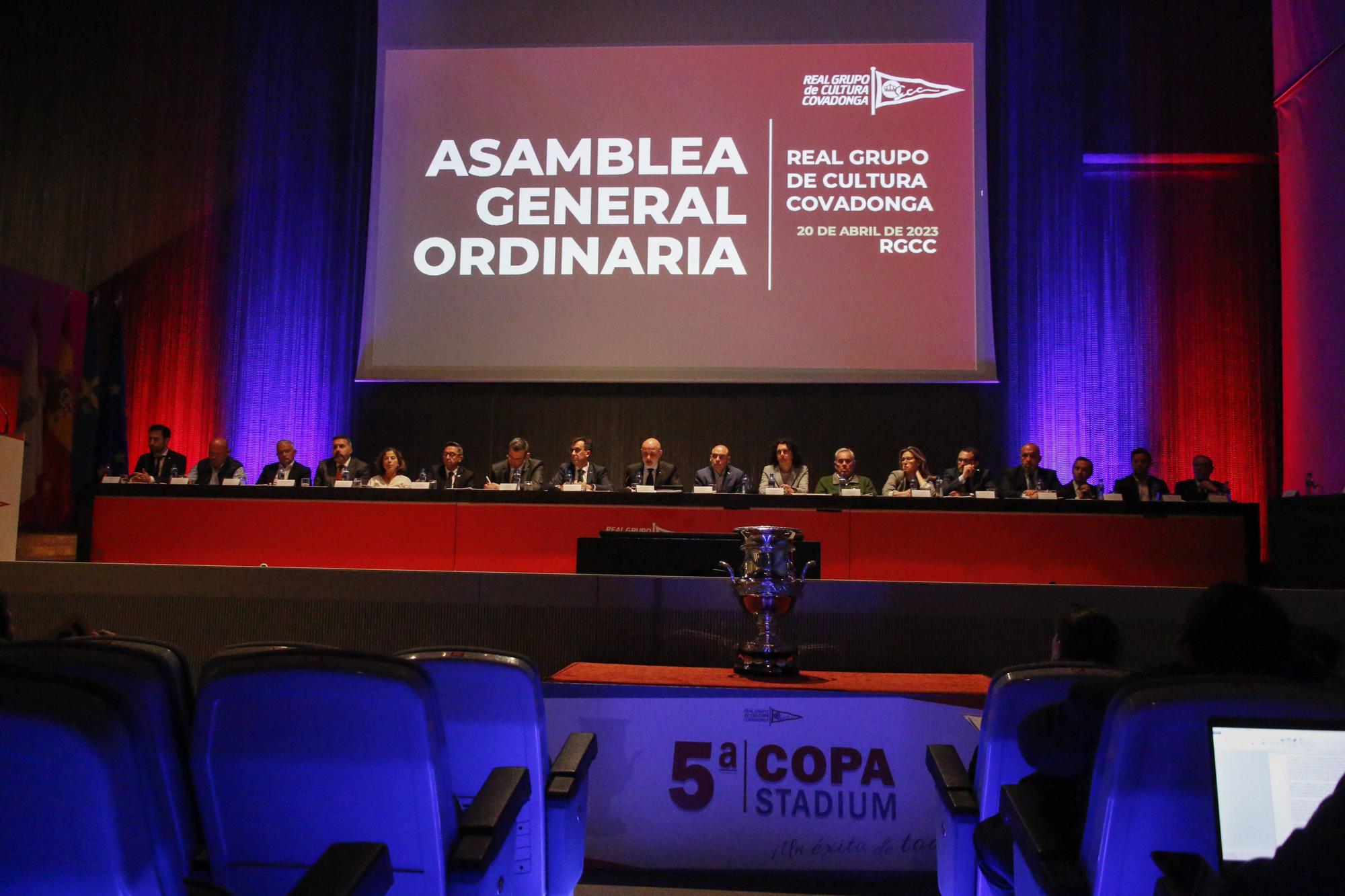 En imágenes: El Grupo Covadonga celebra su asamblea de socios