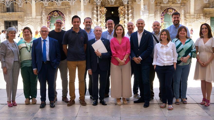 Los administradores de fincas de Alicante eligen a María del Mar Rodríguez nueva presidenta