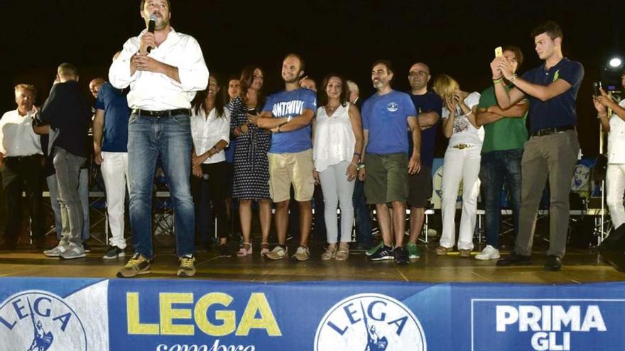 El ministro de Interior y líder de la ultraderechista Lega, en un mitin en Romagna, donde cargó contra Mallorca.