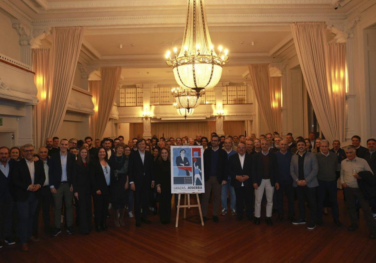 Homenaje en la sede del Celta a José Ramón Lete por sus años al frente de la secretaría xeral para ó Deporte | JOSE LORES