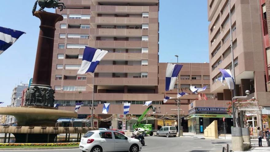 La ciudad de Lorca se viste de blanquiazul