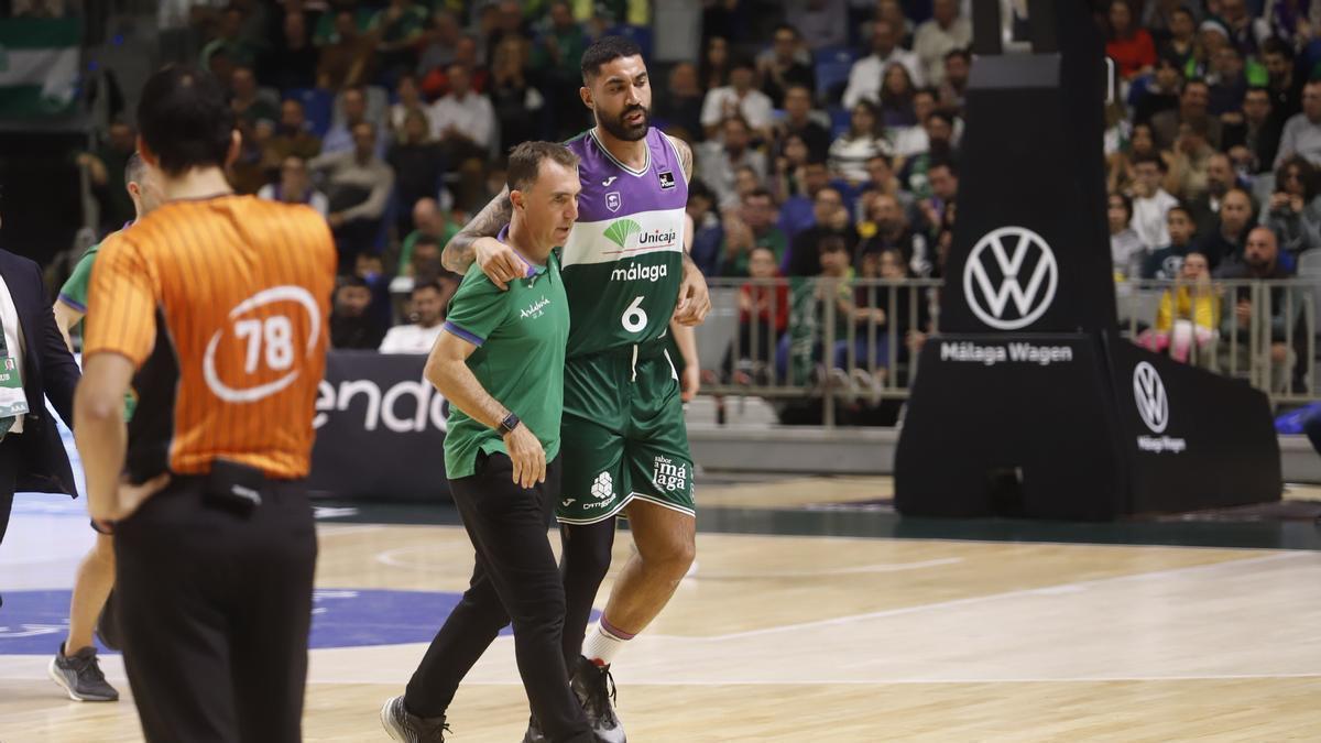 Augusto Lima cayó lesionado frente al UCAM Murcia.