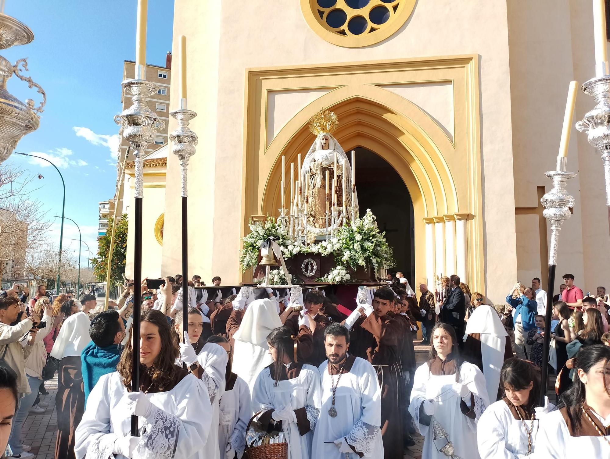 La procesión de la Virgen de Lágrimas del Carmen de Huelin, en imágenes