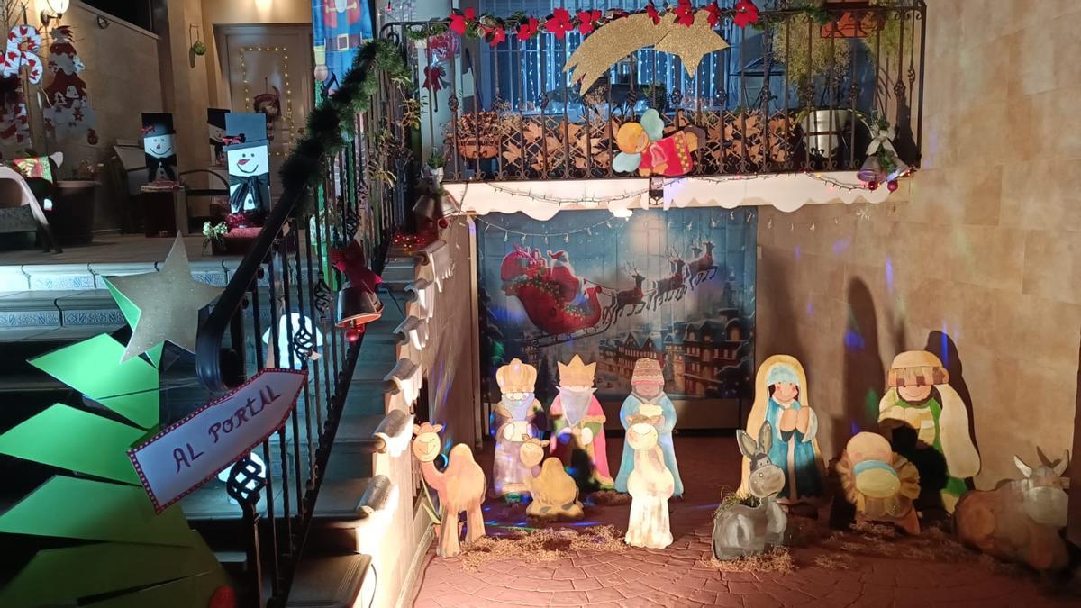 Decoración navideña en la barriada El Prado de Mérida.