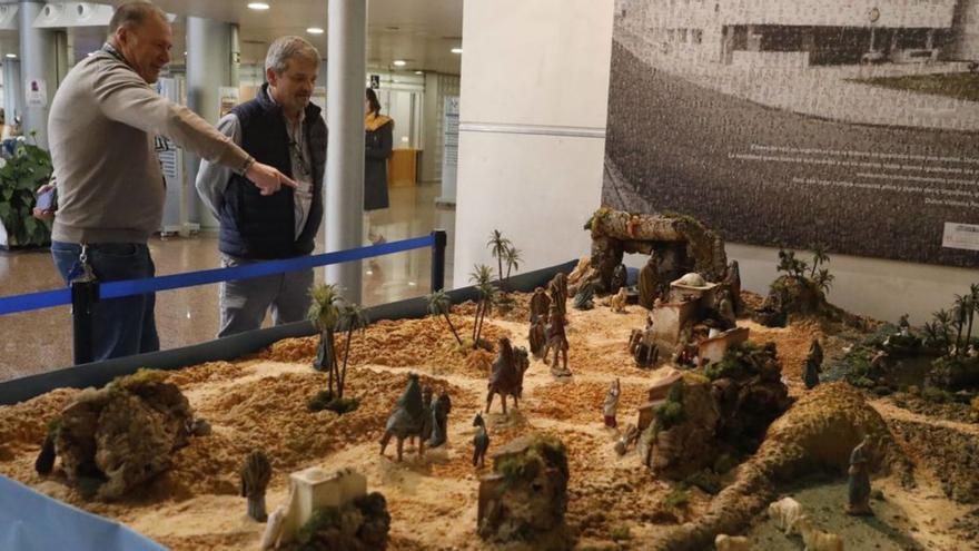 El Hospital Universitario San Agustín ya tiene su belén | MARA VILLAMUZA